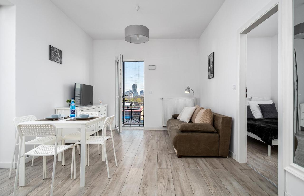 דירות ורשה Apartament Ks Wola Prymasa 407 מראה חיצוני תמונה